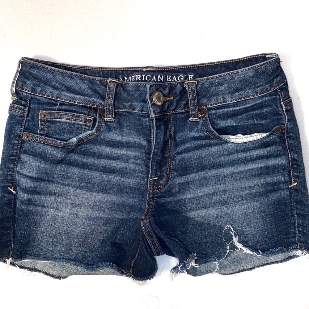 American Eagle Super stretch Shorts